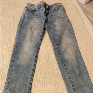 American Eagle young men’s jeans - super slim